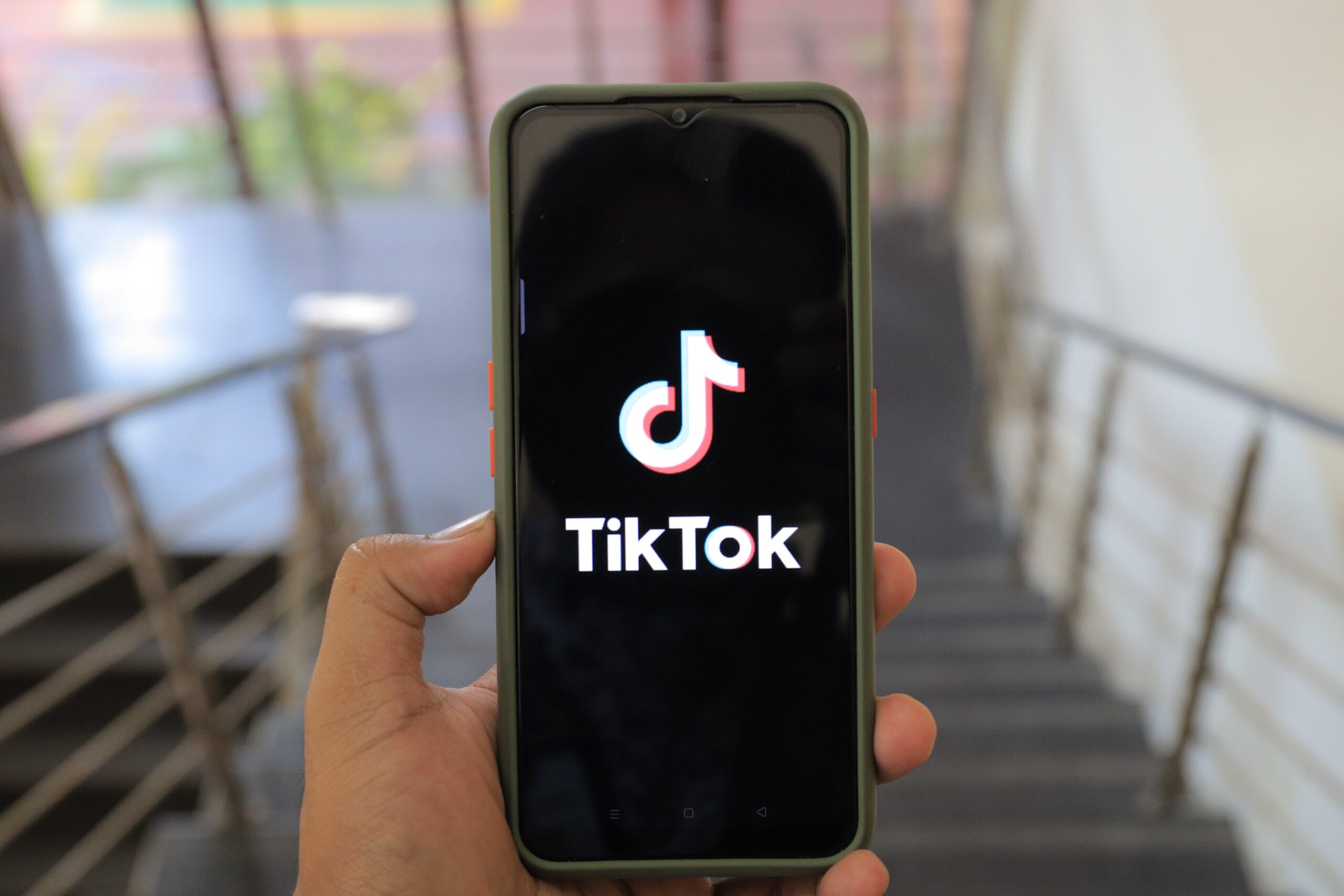 TikTok promueve formato horizontal.