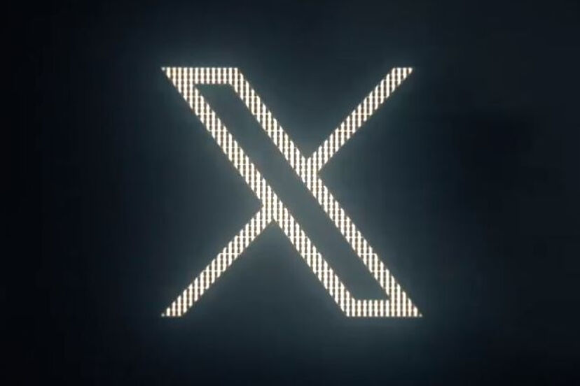 X desarrolla mensajería independiente.